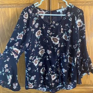 Pretty floral blouse!!! Cute bell sleeves and design!
